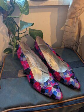 Silk Vintage Gucci Kitten Heels